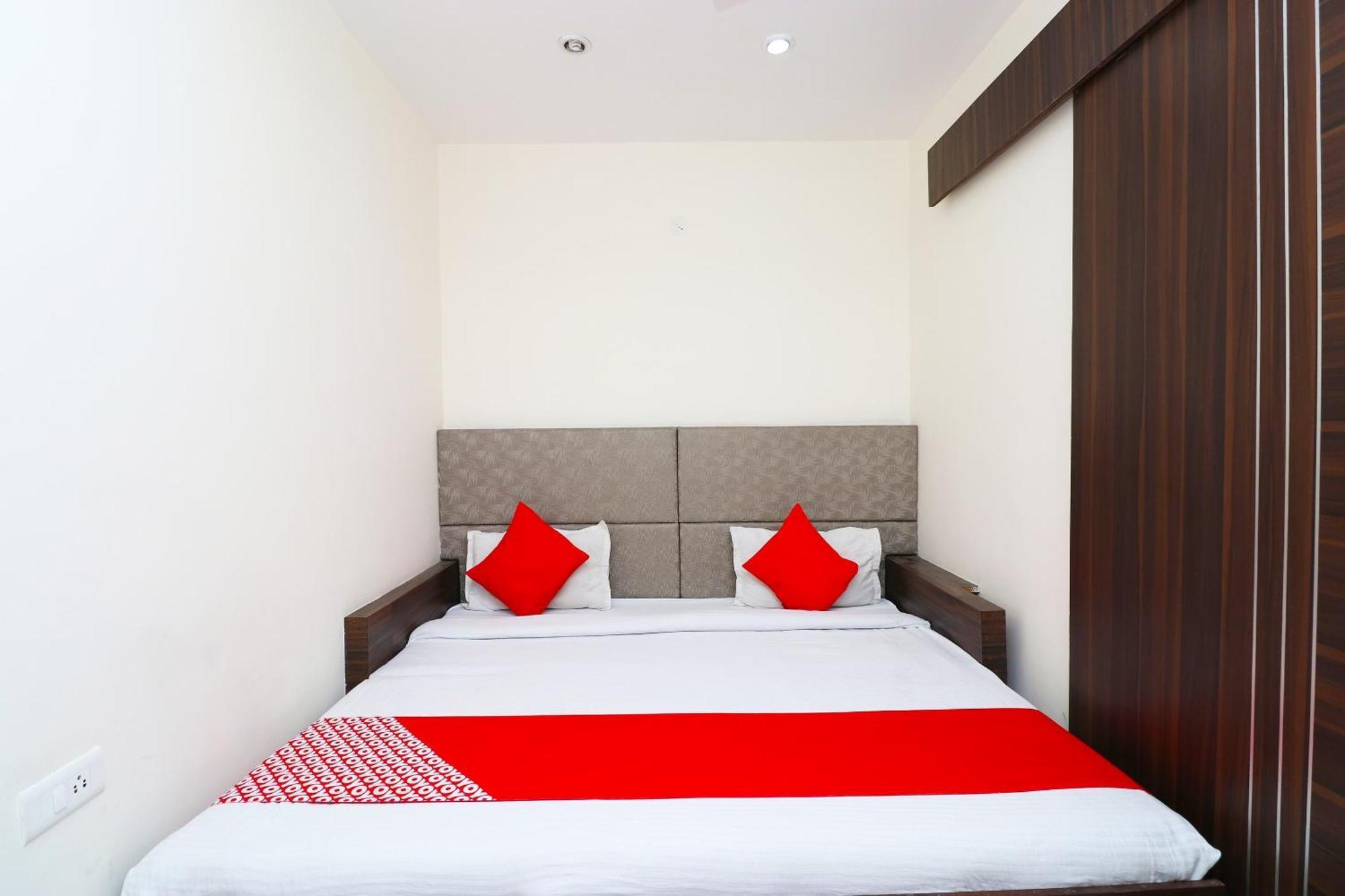 Bhairaun Ghāt Hotel O Ashiyana מראה חיצוני תמונה
